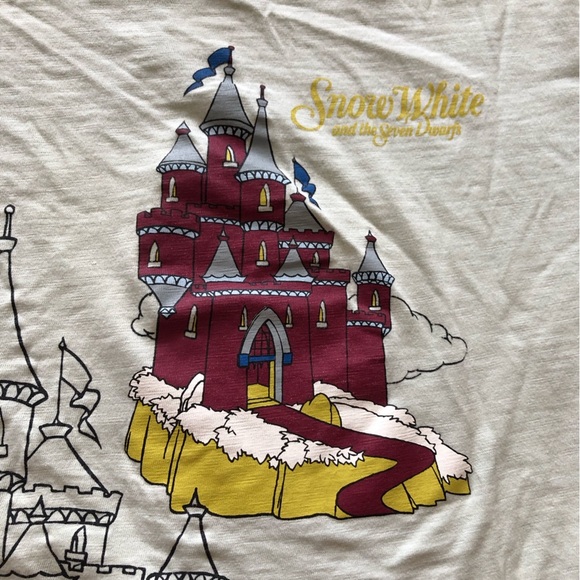 Uniqlo x Undercover Disney Snow White T Shirt Size S - Picture 7 of 11